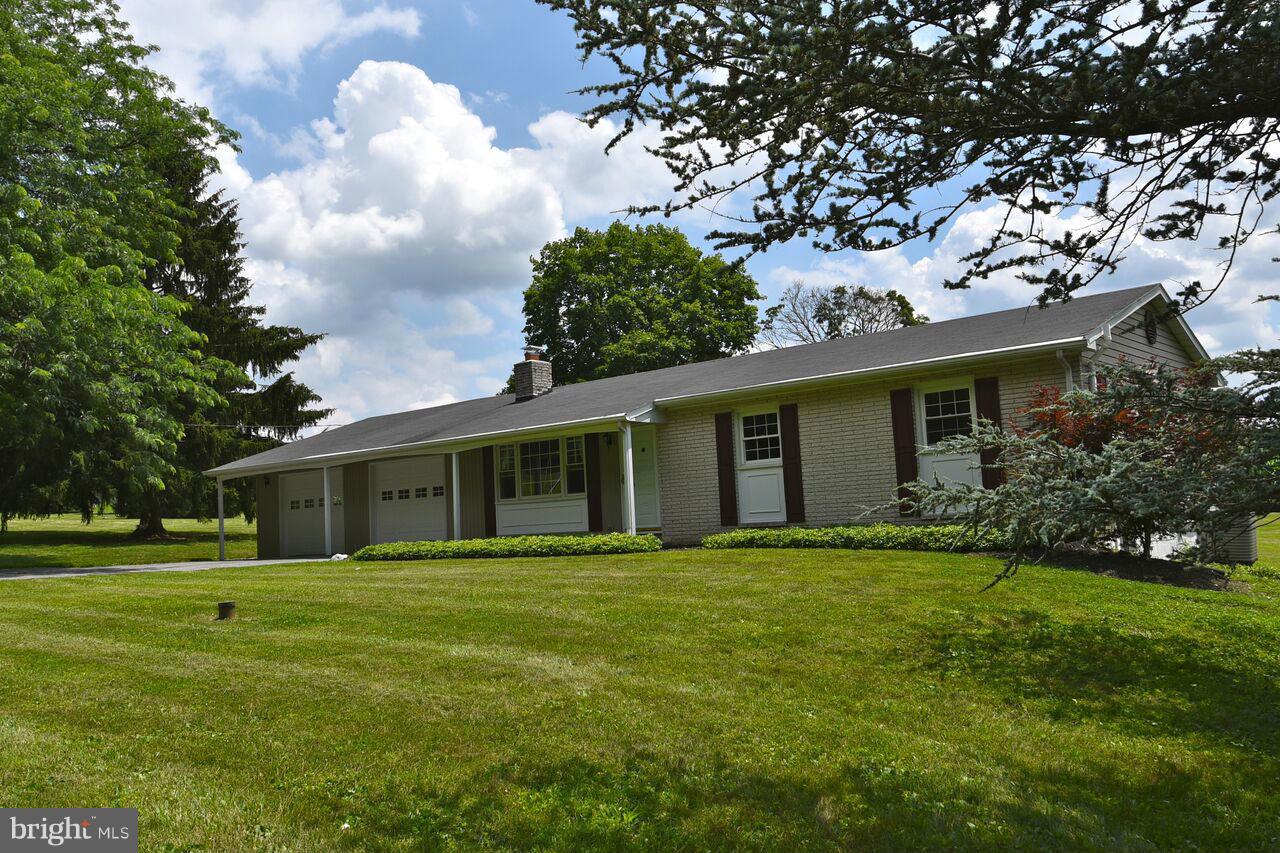 4963 Wentz Road Manchester, MD 21102 - Photo 1 of 30 Exterior (Front)