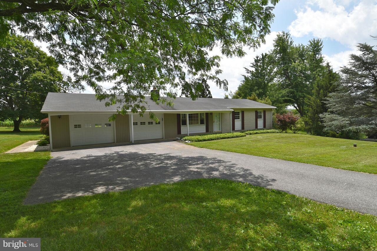 4963 Wentz Road Manchester, MD 21102 - Photo 2 of 30 Exterior (Front)