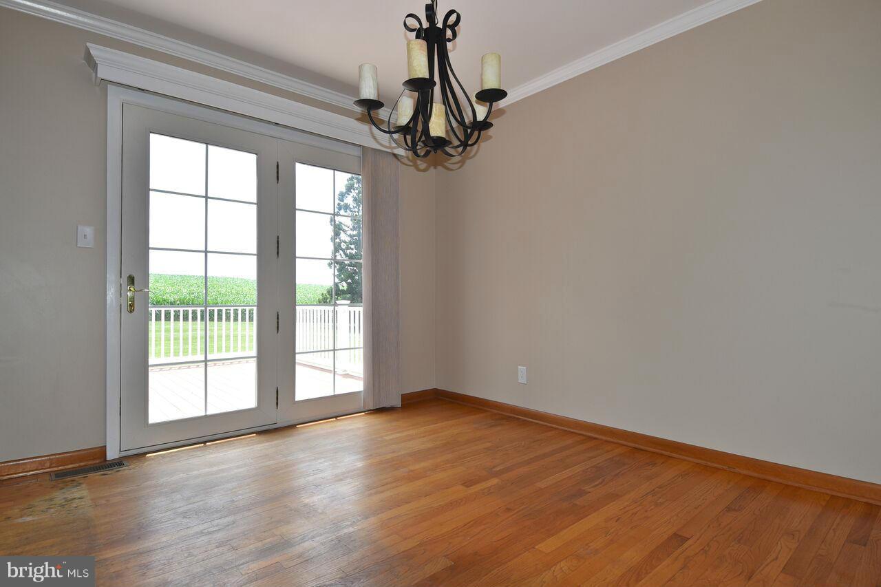 4963 Wentz Road Manchester, MD 21102 - Photo 11 of 30 Dining Room