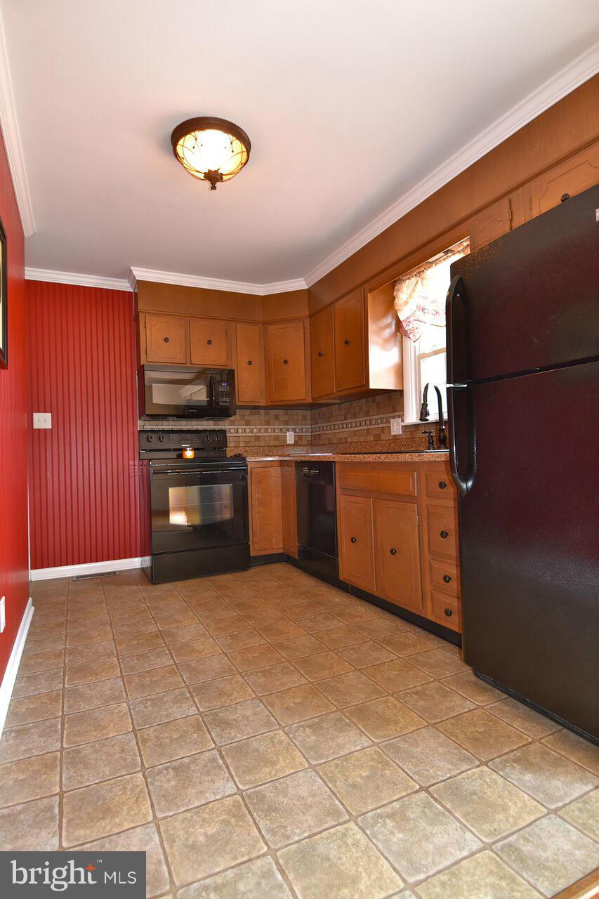 4963 Wentz Road Manchester, MD 21102 - Photo 14 of 30 Kitchen