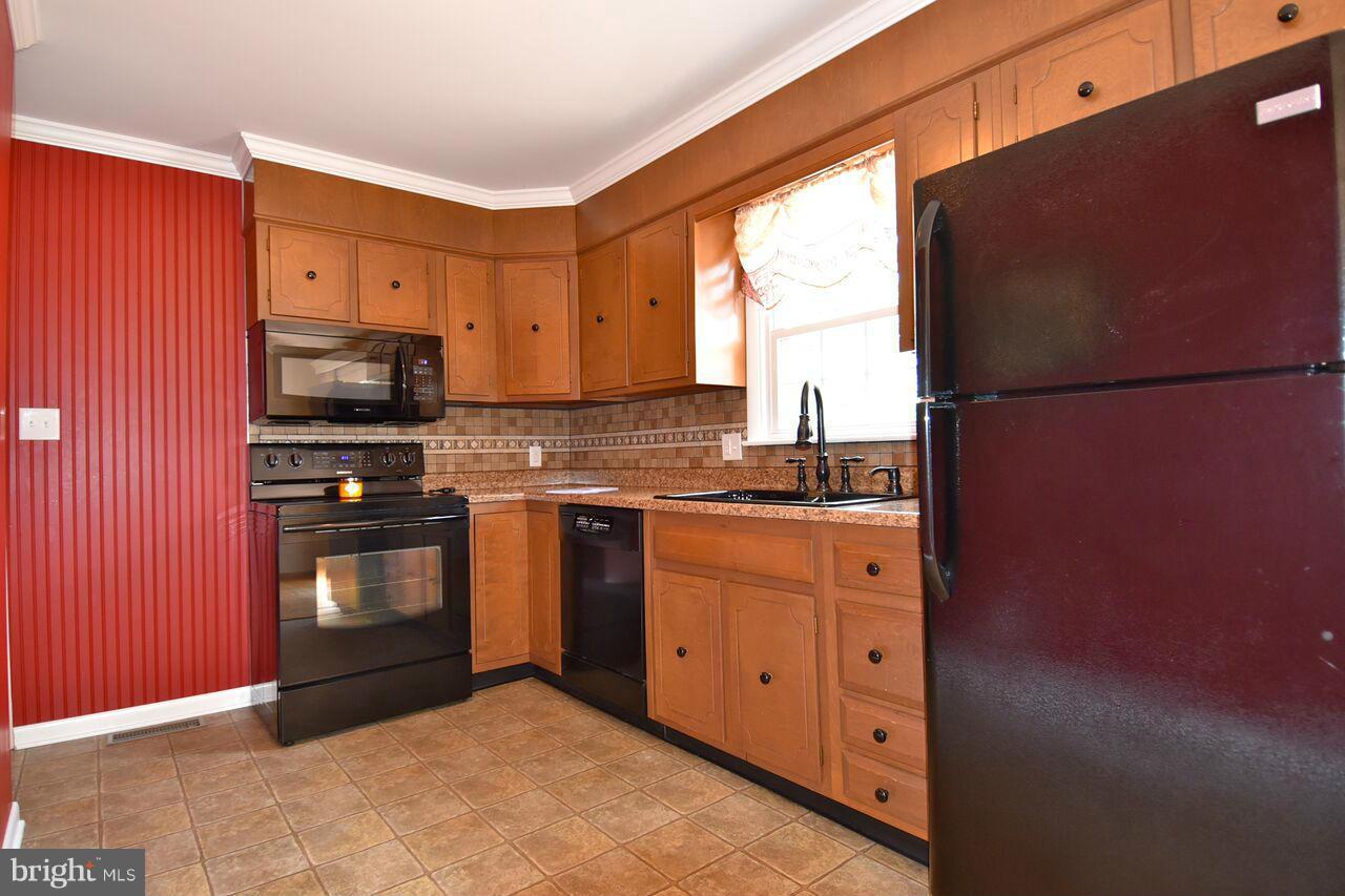 4963 Wentz Road Manchester, MD 21102 - Photo 16 of 30 Kitchen