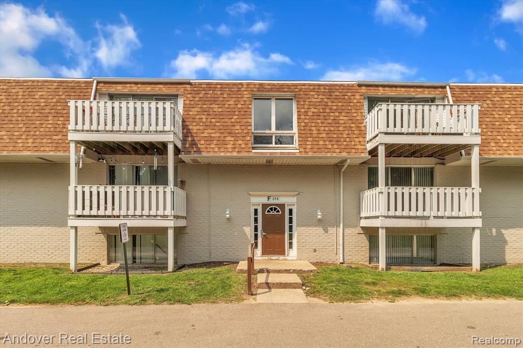 330 South Drake Road, Unit M08 Kalamazoo, MI 49009 - Photo 16 of 64