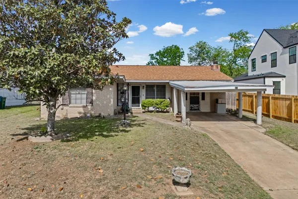 $730,000 | 2510 Little John Lane, Austin, TX 78704
