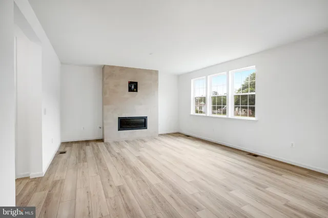 $789,999 | 205 Camwood Court, Fredericksburg, VA 22405