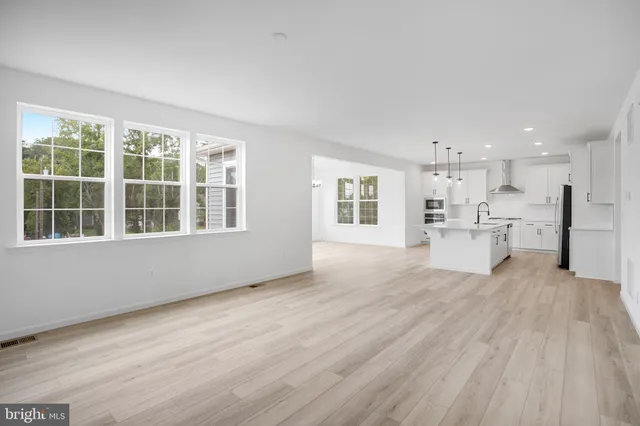 $789,999 | 205 Camwood Court, Fredericksburg, VA 22405