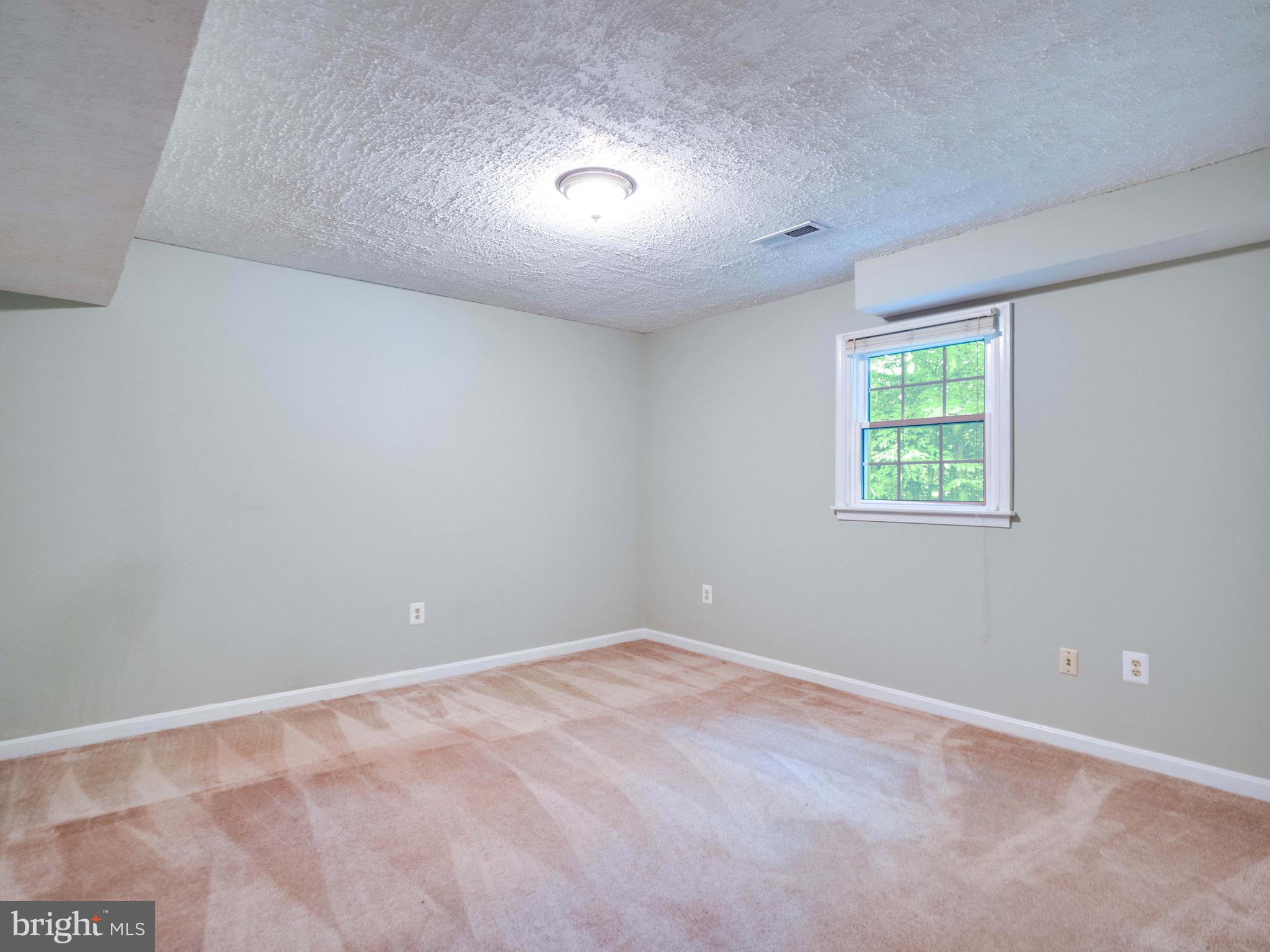 7305 Jenna Road Springfield, VA 22153 - Photo 28 of 46 Bedroom 5