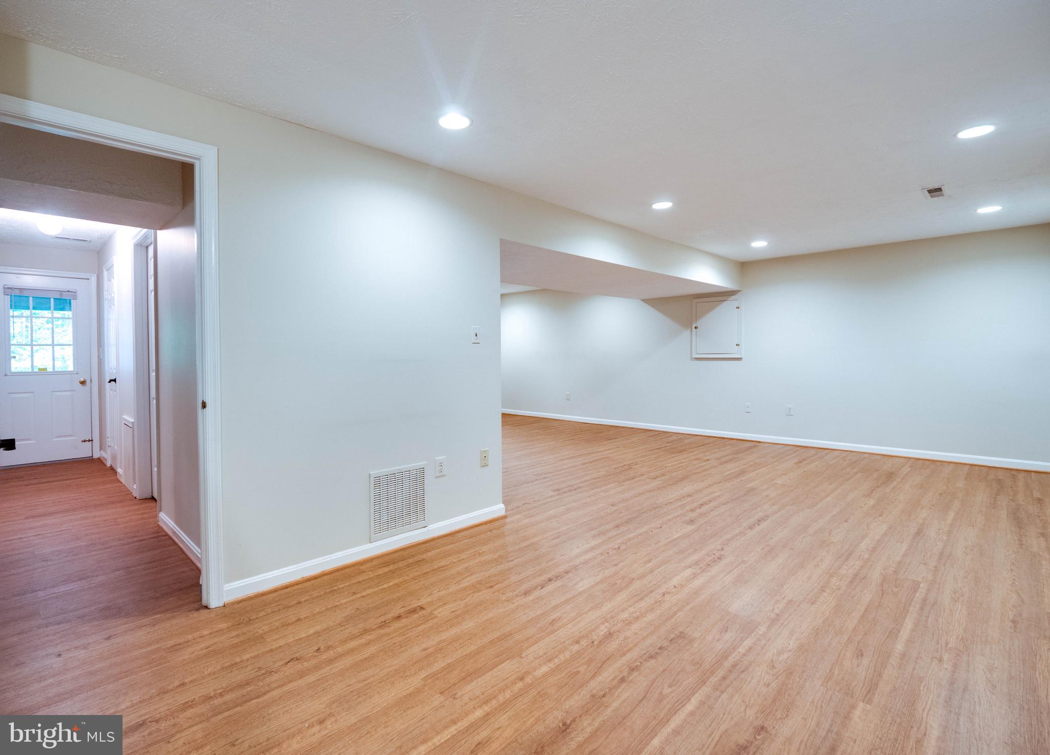 7305 Jenna Road Springfield, VA 22153 - Photo 32 of 46