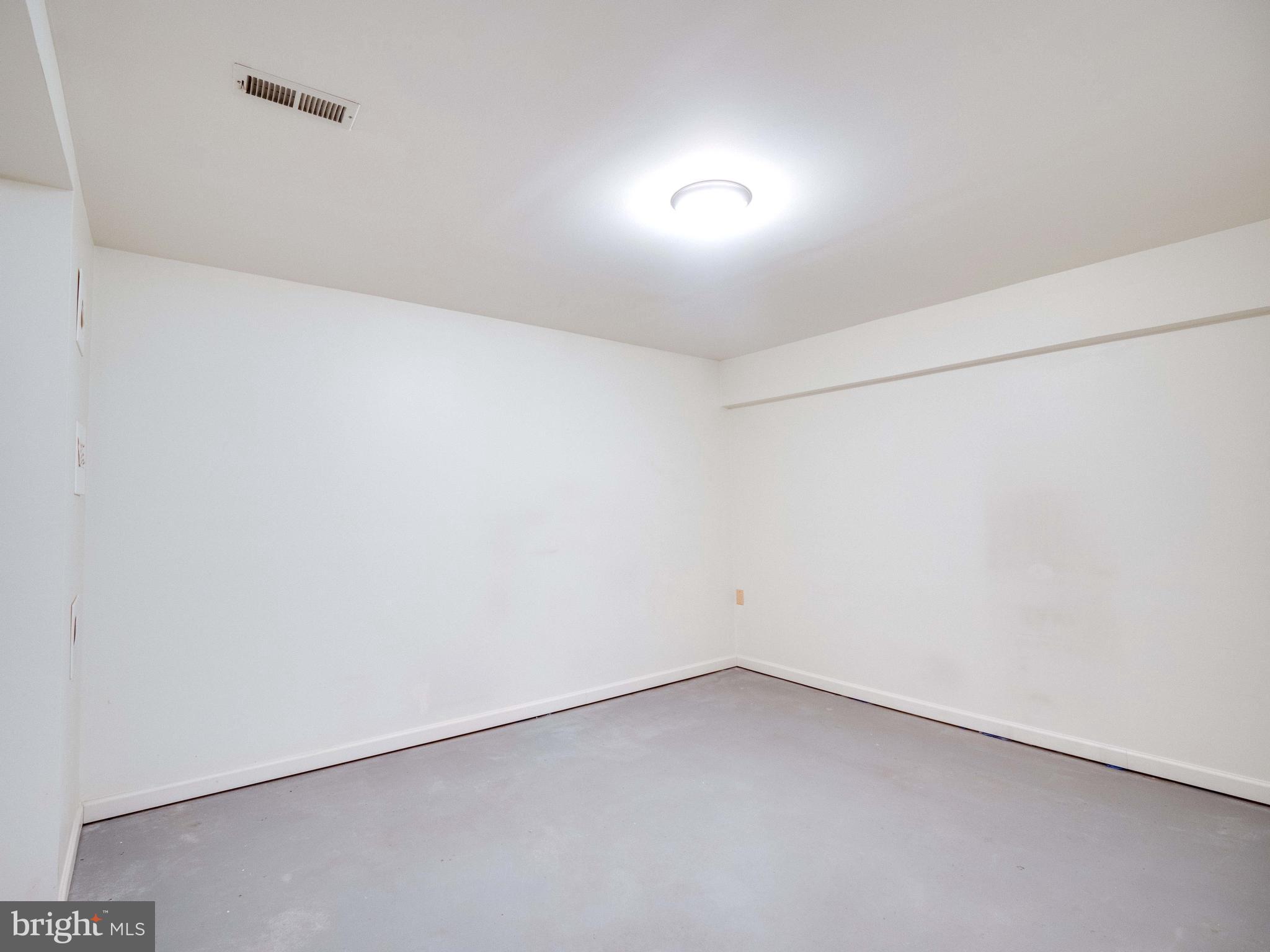 7305 Jenna Road Springfield, VA 22153 - Photo 34 of 46