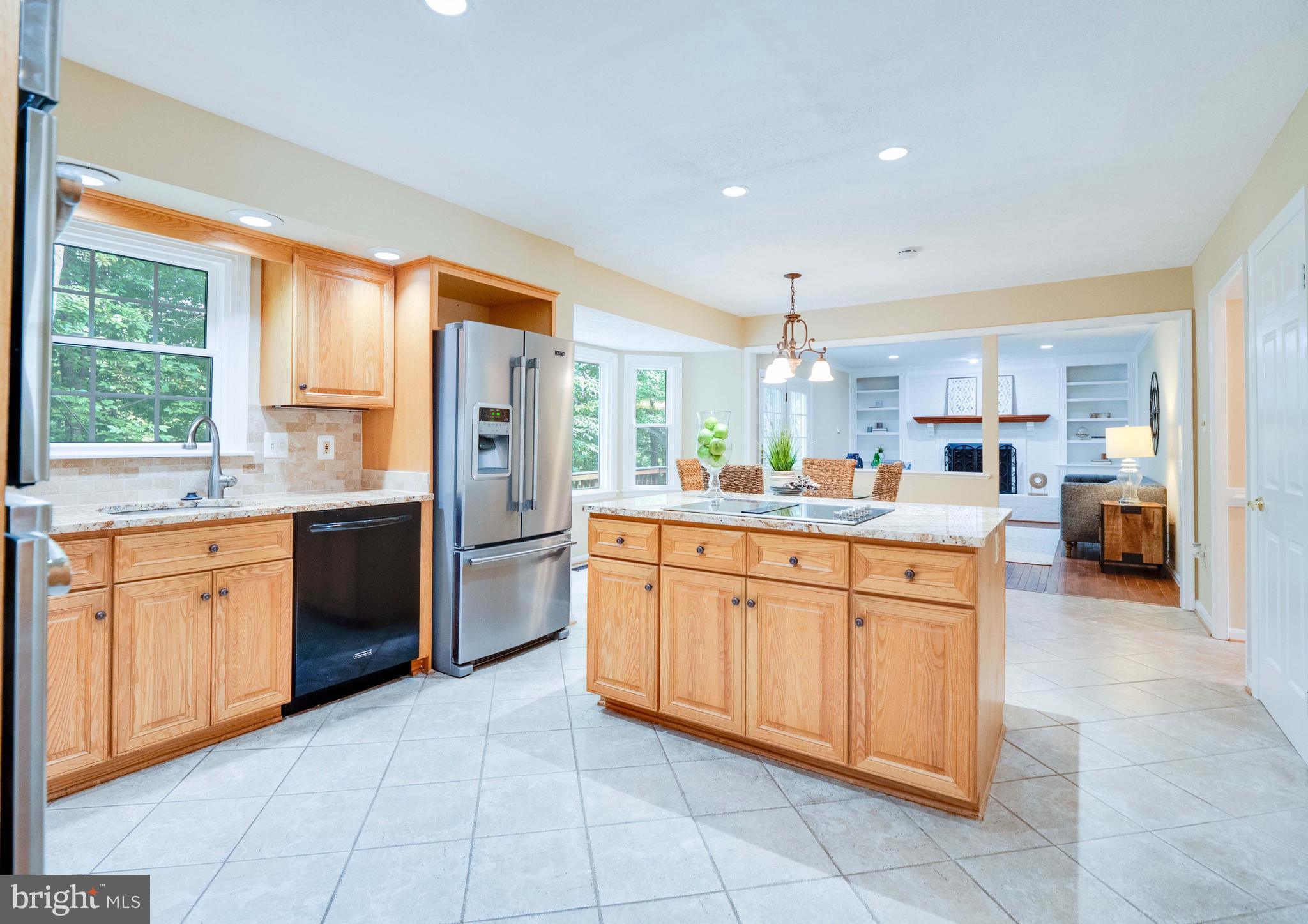 7305 Jenna Road Springfield, VA 22153 - Photo 8 of 46