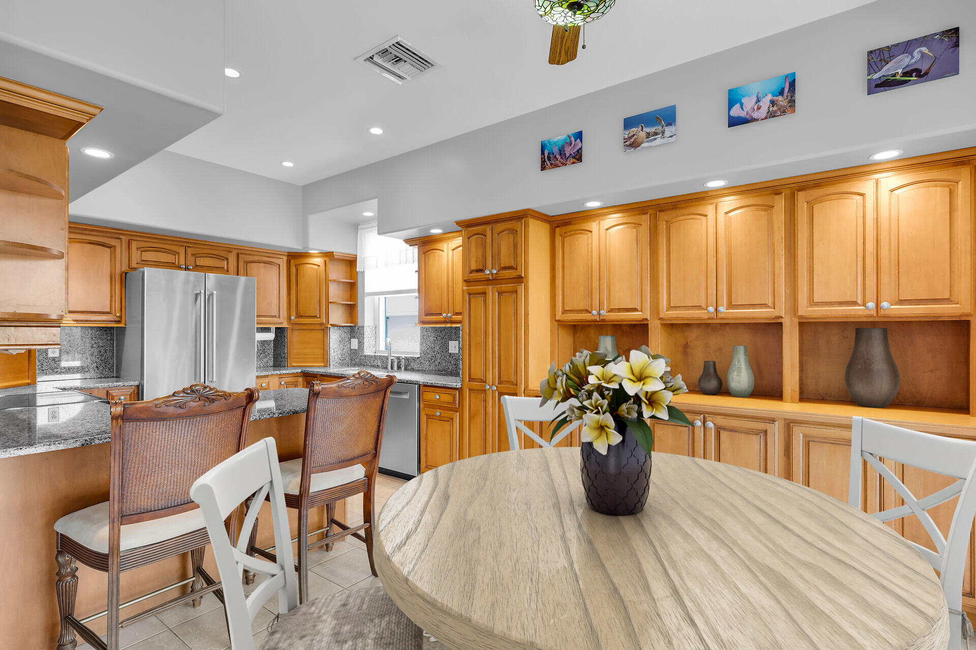 845 Copa D Oro Marathon, FL 33050 - Photo 19 of 41 a kitchen with a table and chairs