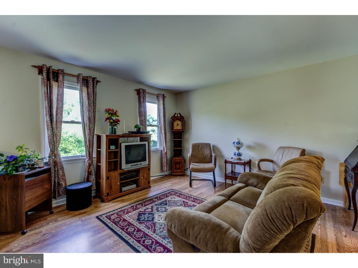 195 Chambers Road West Grove, PA 19390 - Photo 6 of 23 Living Room