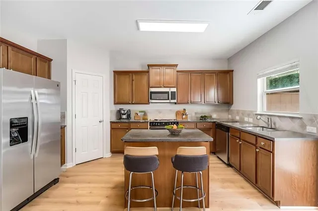 $349,900 | 1781 Liberty Parkway Northwest, Atlanta, GA 30318