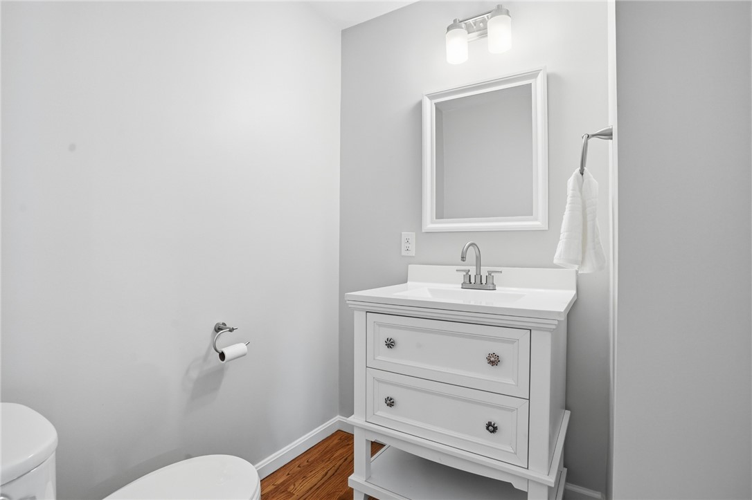 45 Gilbert Stuart Drive Warwick, RI 02818 - Photo 17 of 47