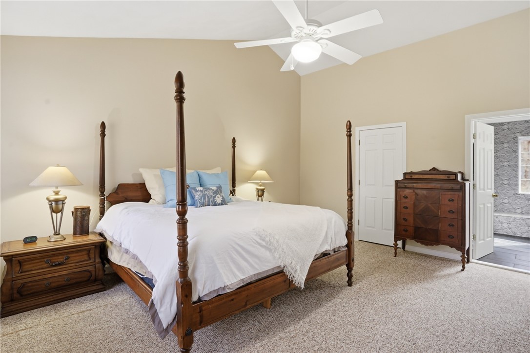 45 Gilbert Stuart Drive Warwick, RI 02818 - Photo 27 of 47