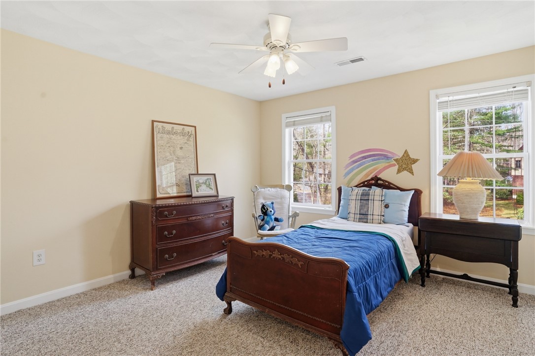 45 Gilbert Stuart Drive Warwick, RI 02818 - Photo 32 of 47