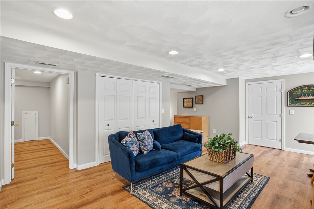 45 Gilbert Stuart Drive Warwick, RI 02818 - Photo 36 of 47