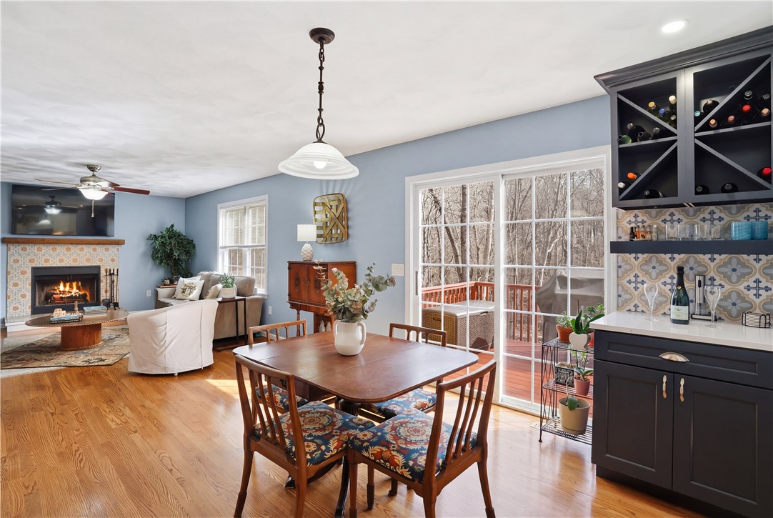 45 Gilbert Stuart Drive Warwick, RI 02818 - Photo 7 of 47