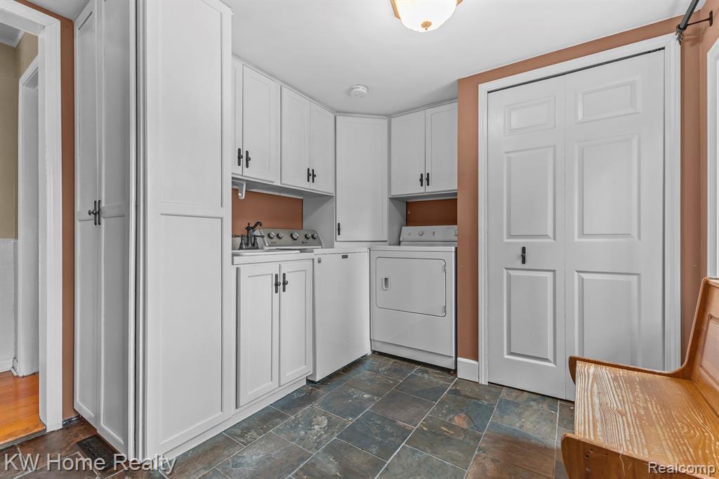 4215 Newton Road Walled Lake, MI 48390 - Photo 20 of 29 Gallery Image 20