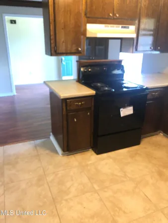 $1,595 | 306 Gary Daniels Drive, Byram, MS 39272