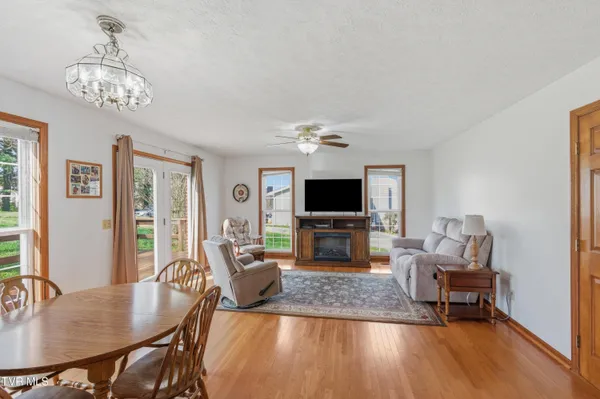 $329,995 | 249 Mosswood Lane, Bristol, VA 24201