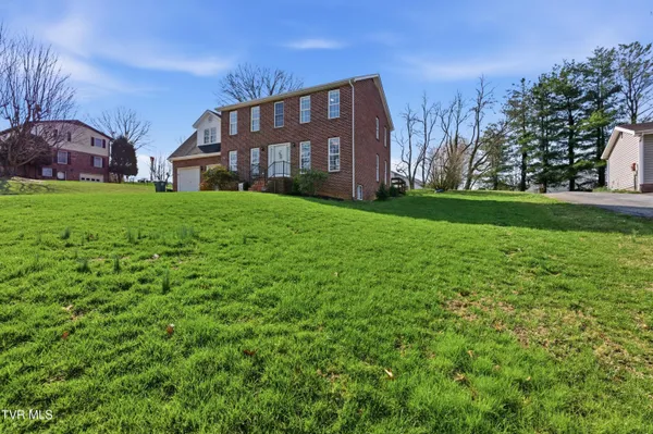 $329,995 | 249 Mosswood Lane, Bristol, VA 24201