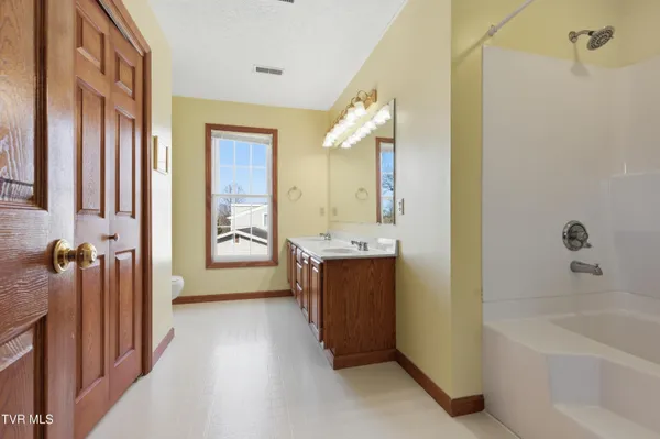 $329,995 | 249 Mosswood Lane, Bristol, VA 24201