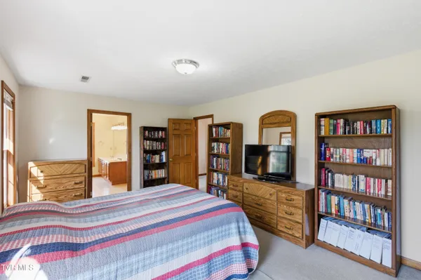 $329,995 | 249 Mosswood Lane, Bristol, VA 24201