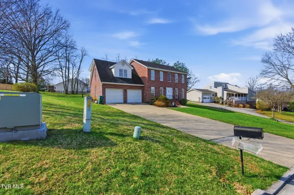 $329,995 | 249 Mosswood Lane, Bristol, VA 24201