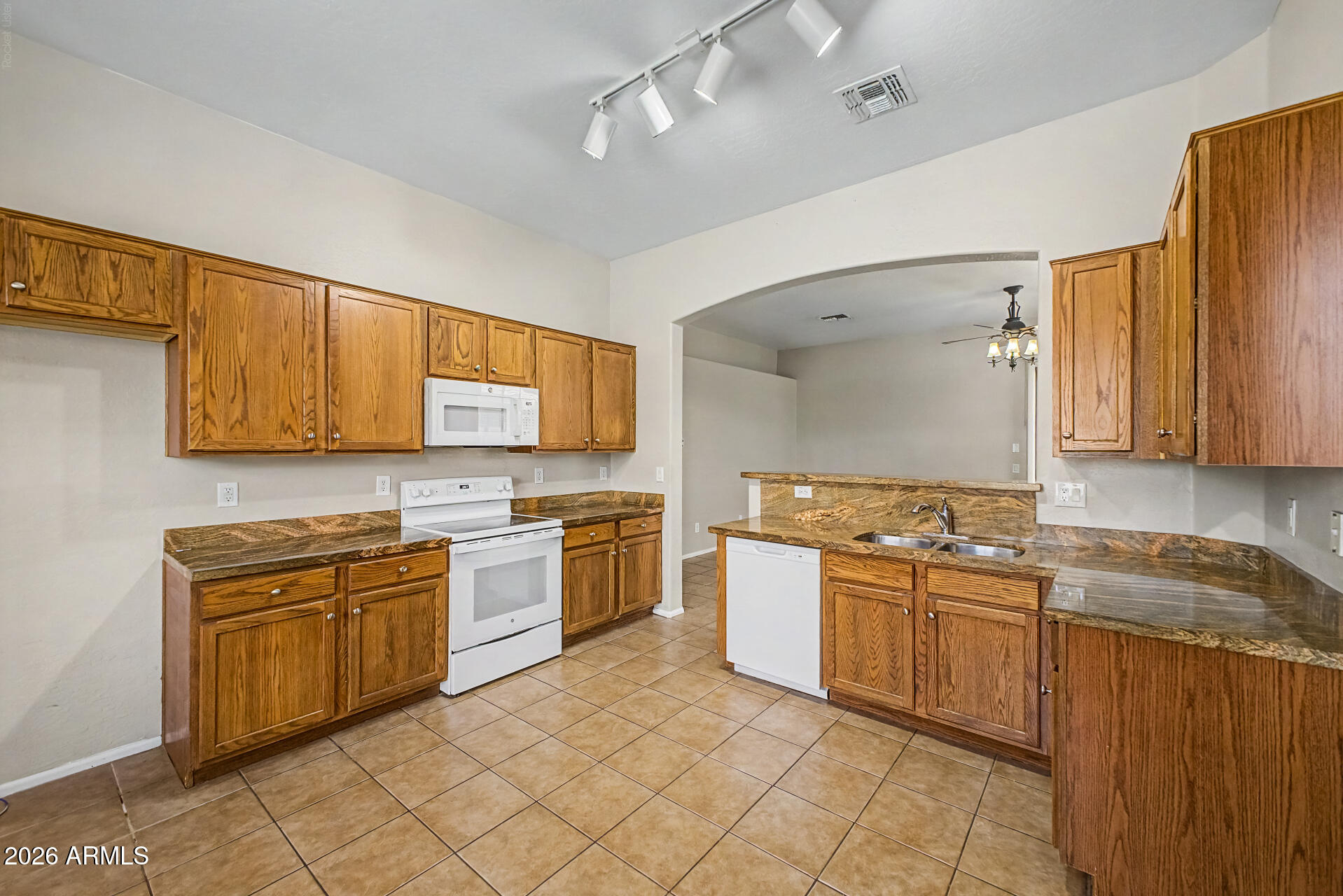 25679 West Crown King Road Buckeye, AZ 85326 - Photo 8 of 24
