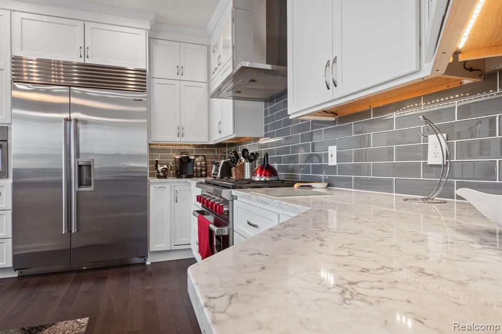 405 Pleasant Ridge Drive Canton, MI 48188 - Photo 12 of 41 Gallery Image 12