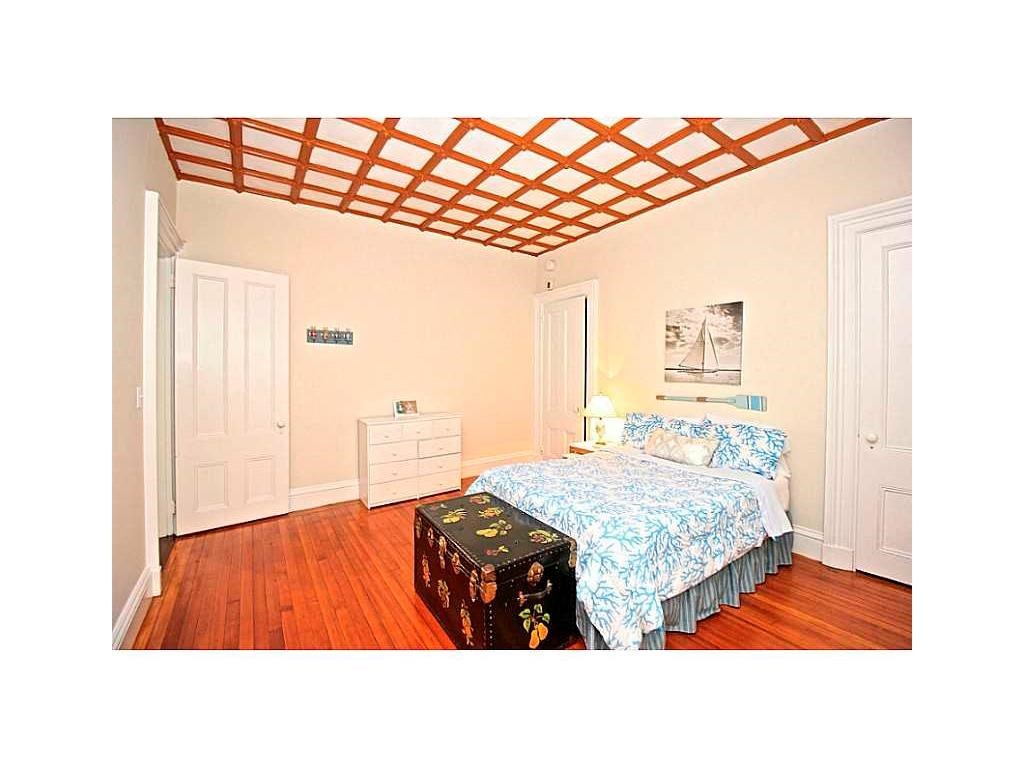 23 Old Beach Road, Unit 4 Newport, RI 02840 - Photo 17 of 25 Gallery Image 17
