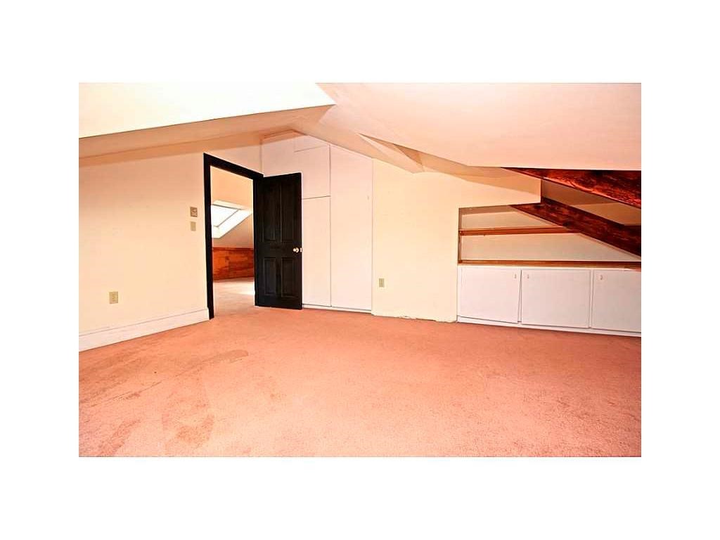 23 Old Beach Road, Unit 4 Newport, RI 02840 - Photo 22 of 25 Gallery Image 22