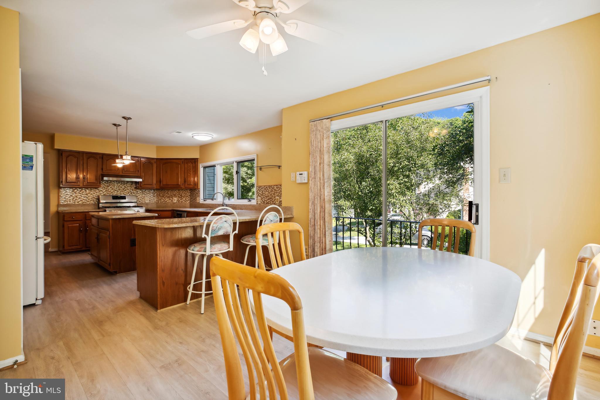 13112 Riviera Terrace Silver Spring, MD 20904 - Photo 12 of 72 Table space in kitchen