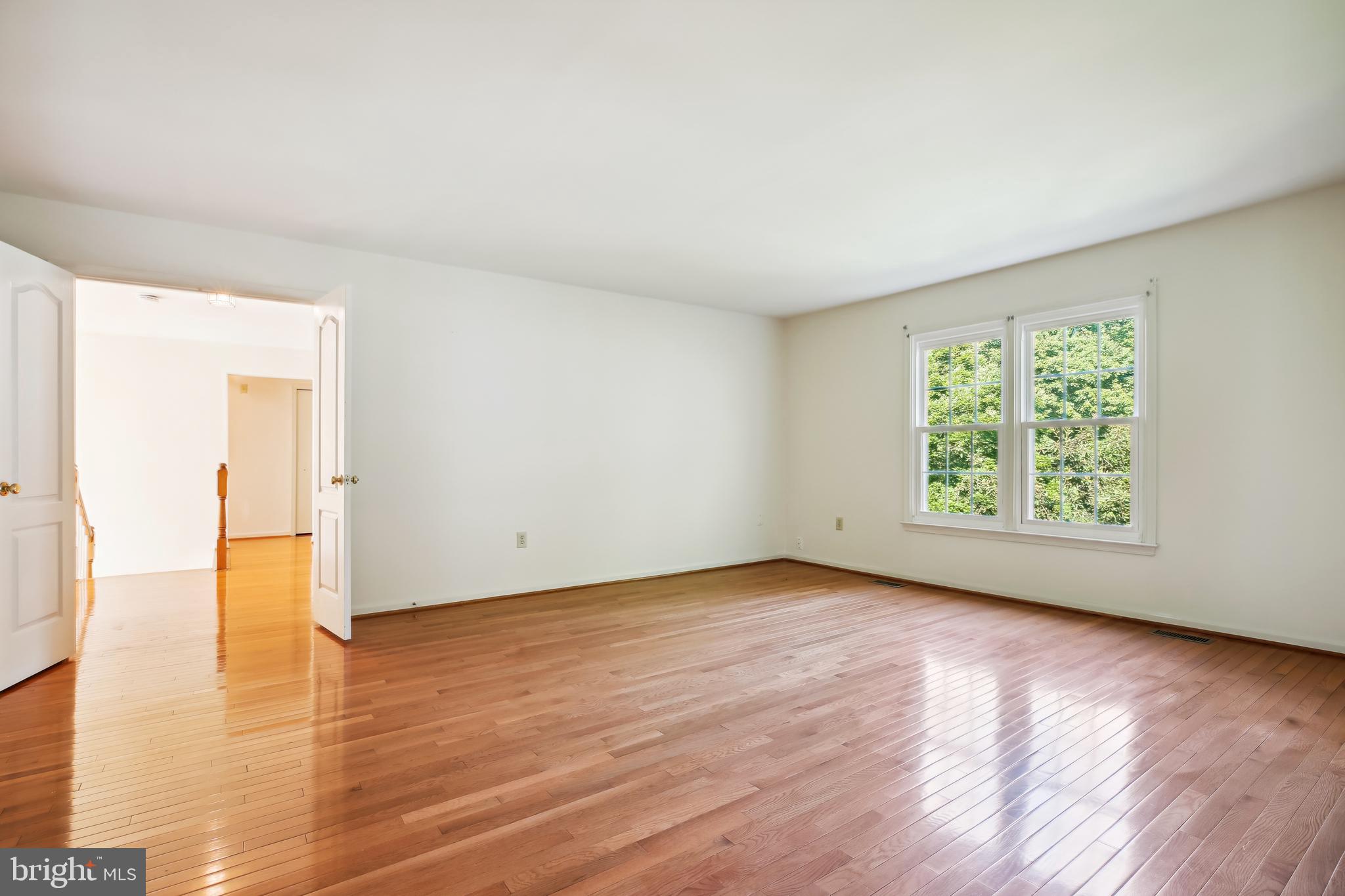 13112 Riviera Terrace Silver Spring, MD 20904 - Photo 28 of 72 Primary bedroom