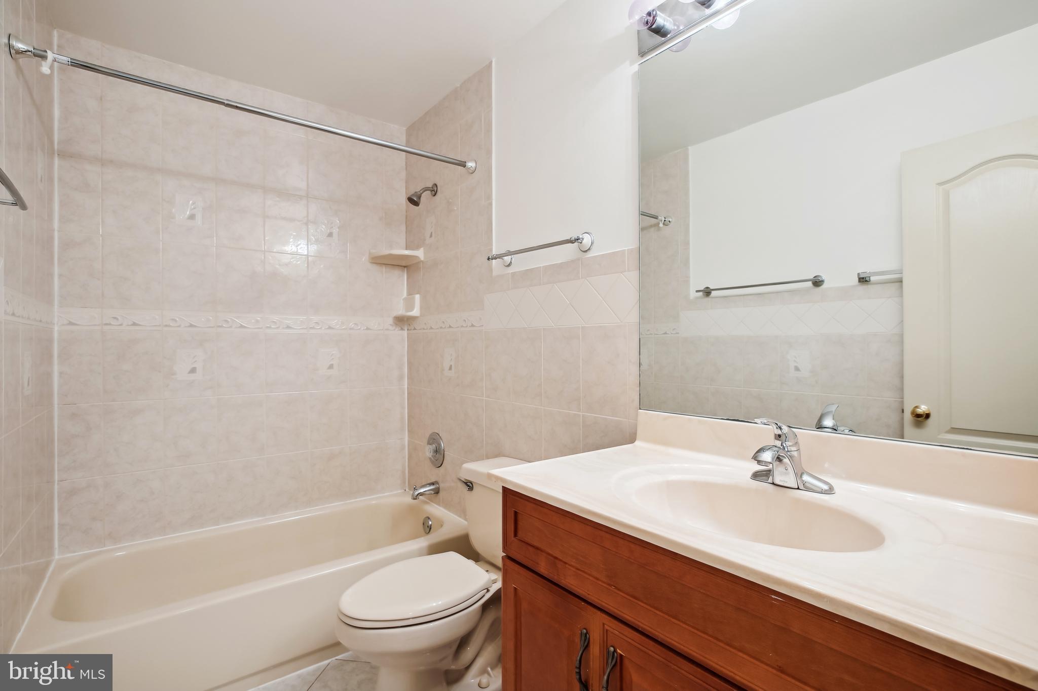 13112 Riviera Terrace Silver Spring, MD 20904 - Photo 45 of 72 Upper level hall bathroom