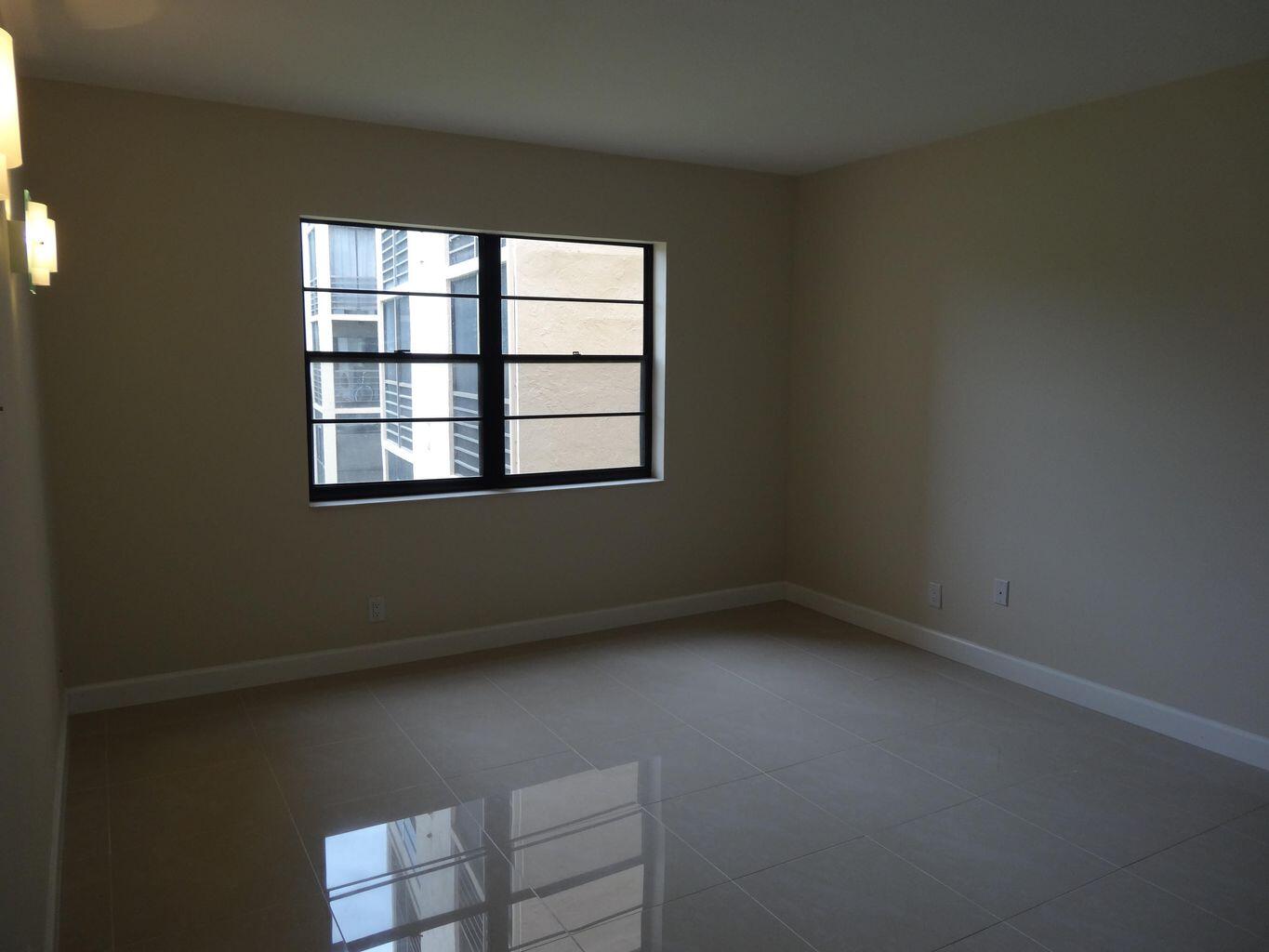 9235 Southwest 8th Street, Unit 210 Boca Raton, FL 33428 - Photo 6 of 7 20130721202141077965000000-o