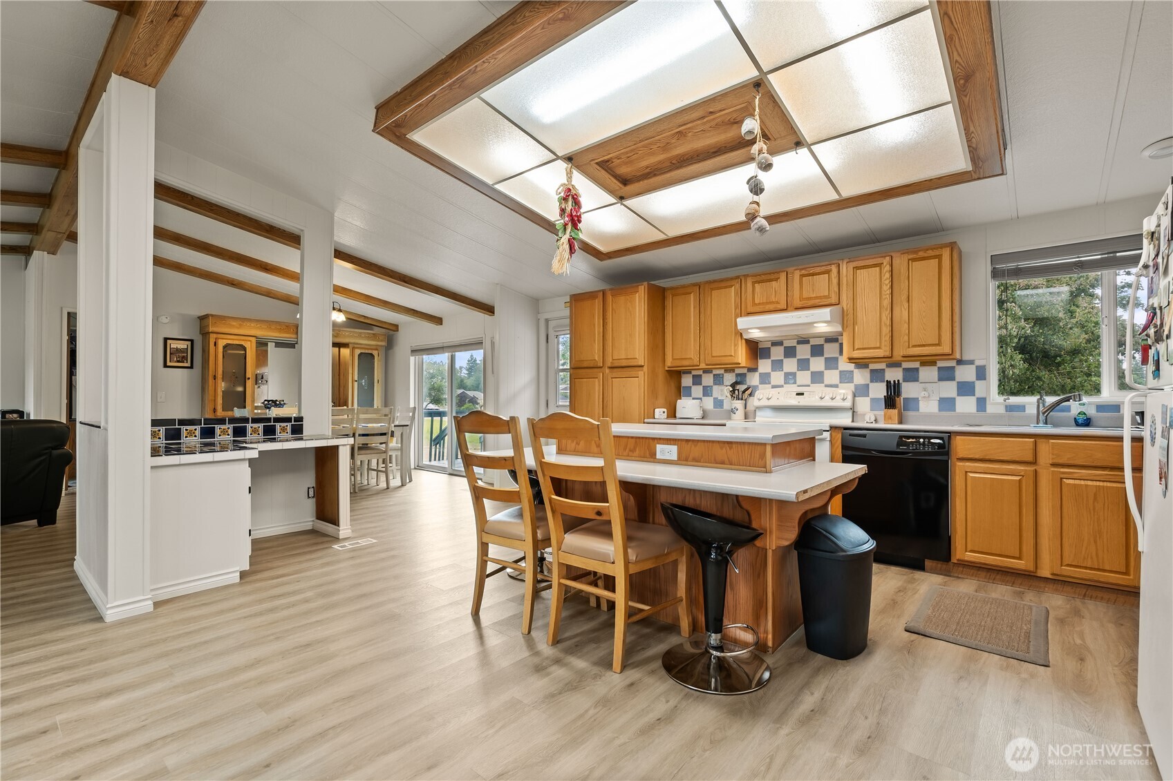 8095 Rathbone Road Ferndale, WA 98248 - Photo 6 of 40