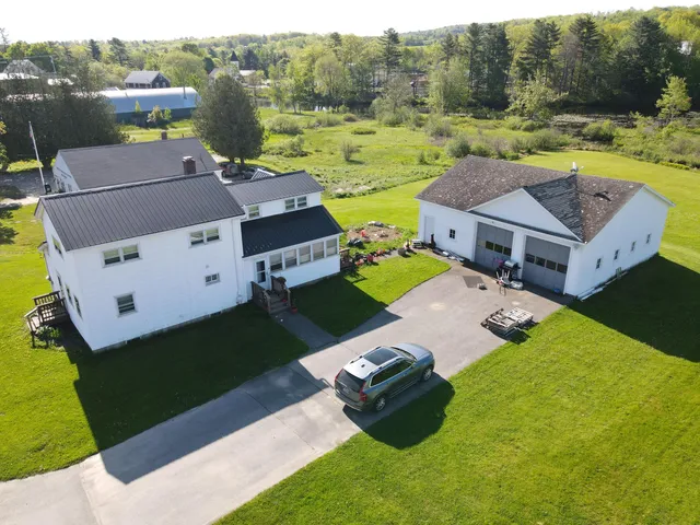 $324,900 | 26 Purple Heart Highway, Brooks, ME 04921