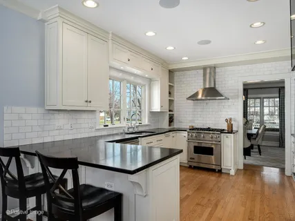 $1,650,000 | 4122 Grand Avenue, Western Springs, IL 60558