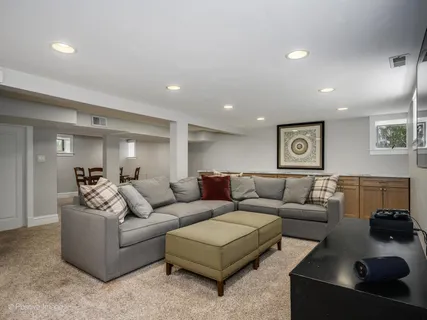 $1,650,000 | 4122 Grand Avenue, Western Springs, IL 60558