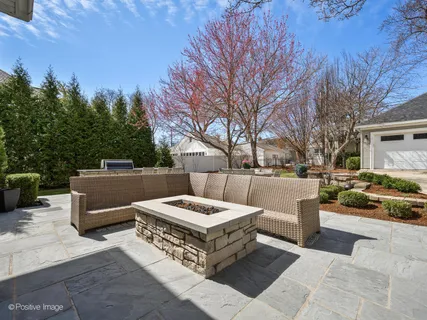 $1,650,000 | 4122 Grand Avenue, Western Springs, IL 60558