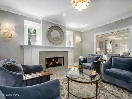 $1,650,000 | 4122 Grand Avenue, Western Springs, IL 60558