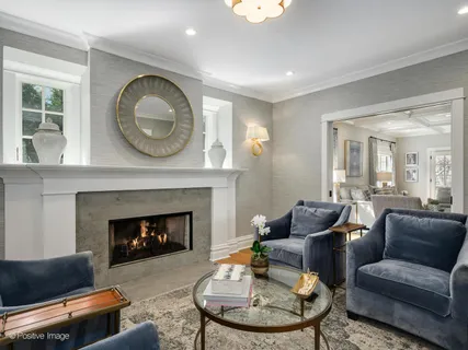 $1,650,000 | 4122 Grand Avenue, Western Springs, IL 60558
