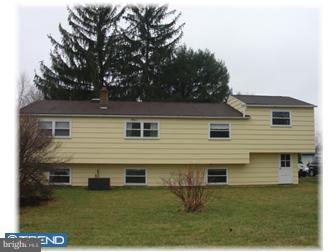 693 Spruce Road Warminster, PA 18974 - Photo 11 of 12 Exterior Back
