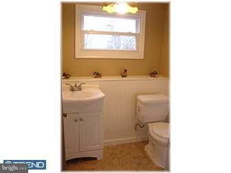 693 Spruce Road Warminster, PA 18974 - Photo 10 of 12
