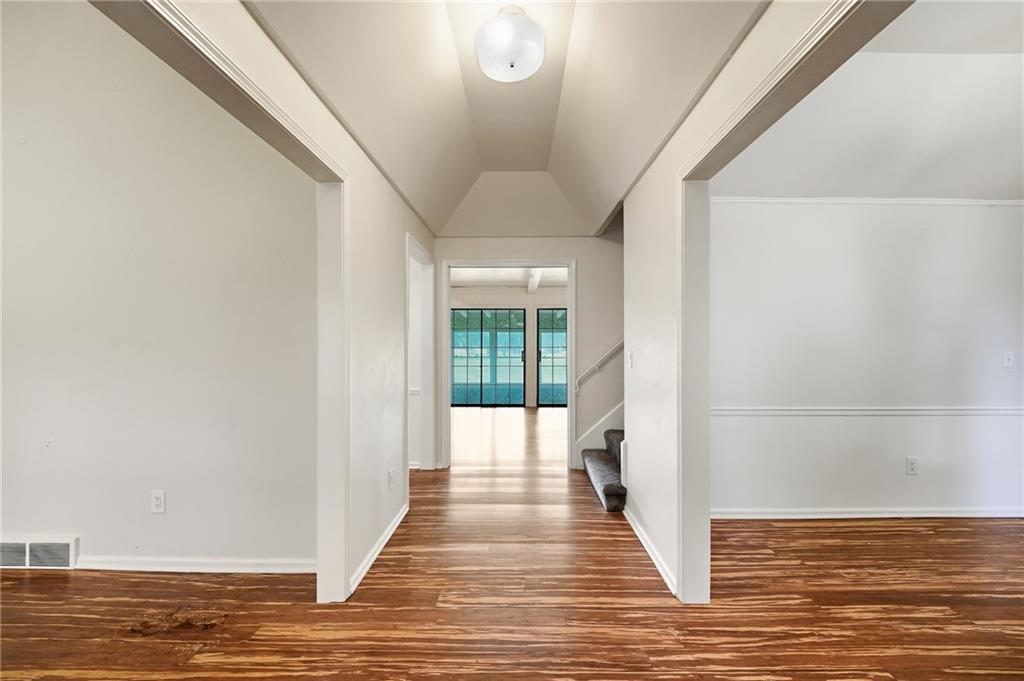 12724 Overbrook Road Leawood, KS 66209 - Photo 8 of 81 Gallery Image 8