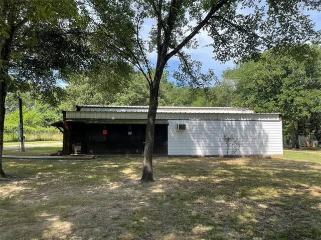 $212,500 | 190 Fcr 192, Streetman, TX 75859
