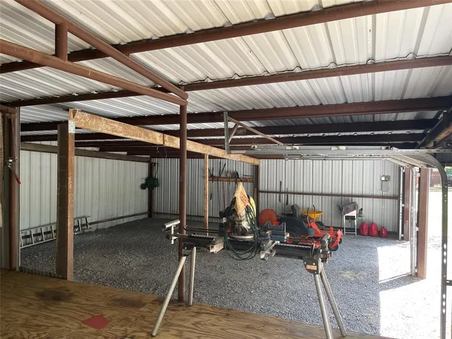 $212,500 | 190 Fcr 192, Streetman, TX 75859