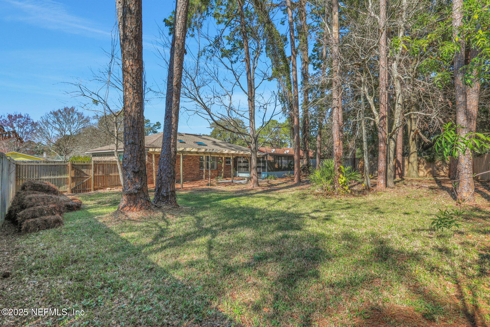 5182 Rathbone Drive Jacksonville, FL 32257 - Photo 26 of 30 Back of House and Side Gate