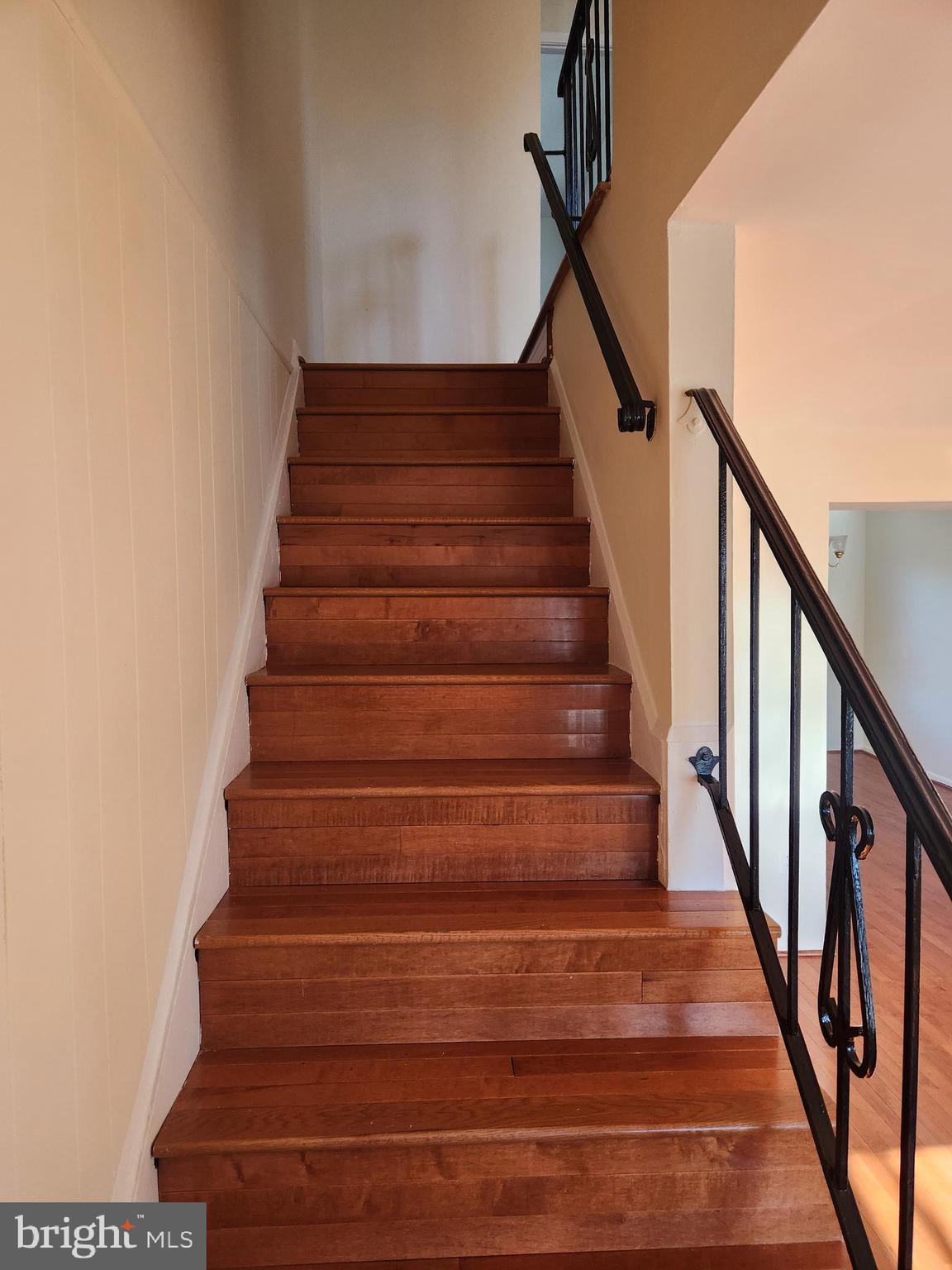 8509 Imperial Drive, Unit 7B Laurel, MD 20708 - Photo 17 of 36 a view of entryway